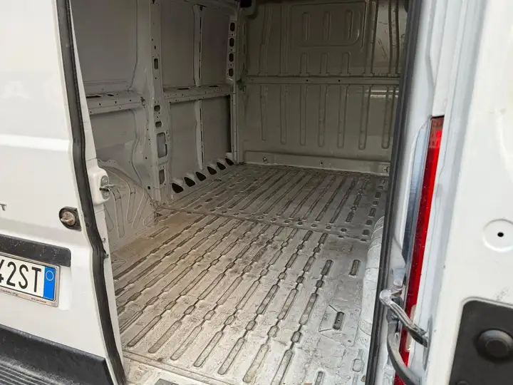 Peugeot Boxer 333 2.2 HDi/150CV FAP PM-TM Combi Comfort HDI L2H2
