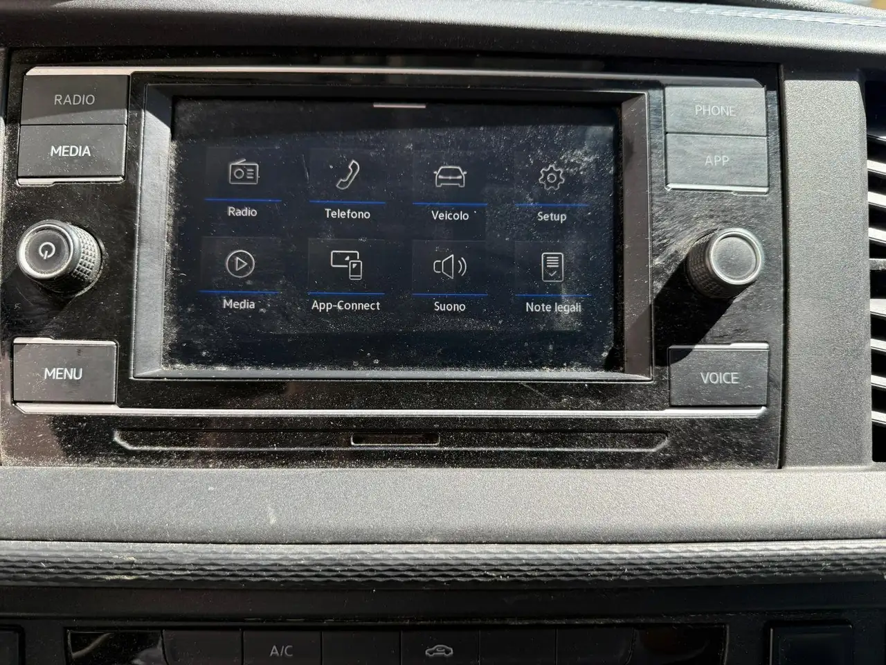 Volkswagen   Trasporter 2.0 TDI Passo lungo