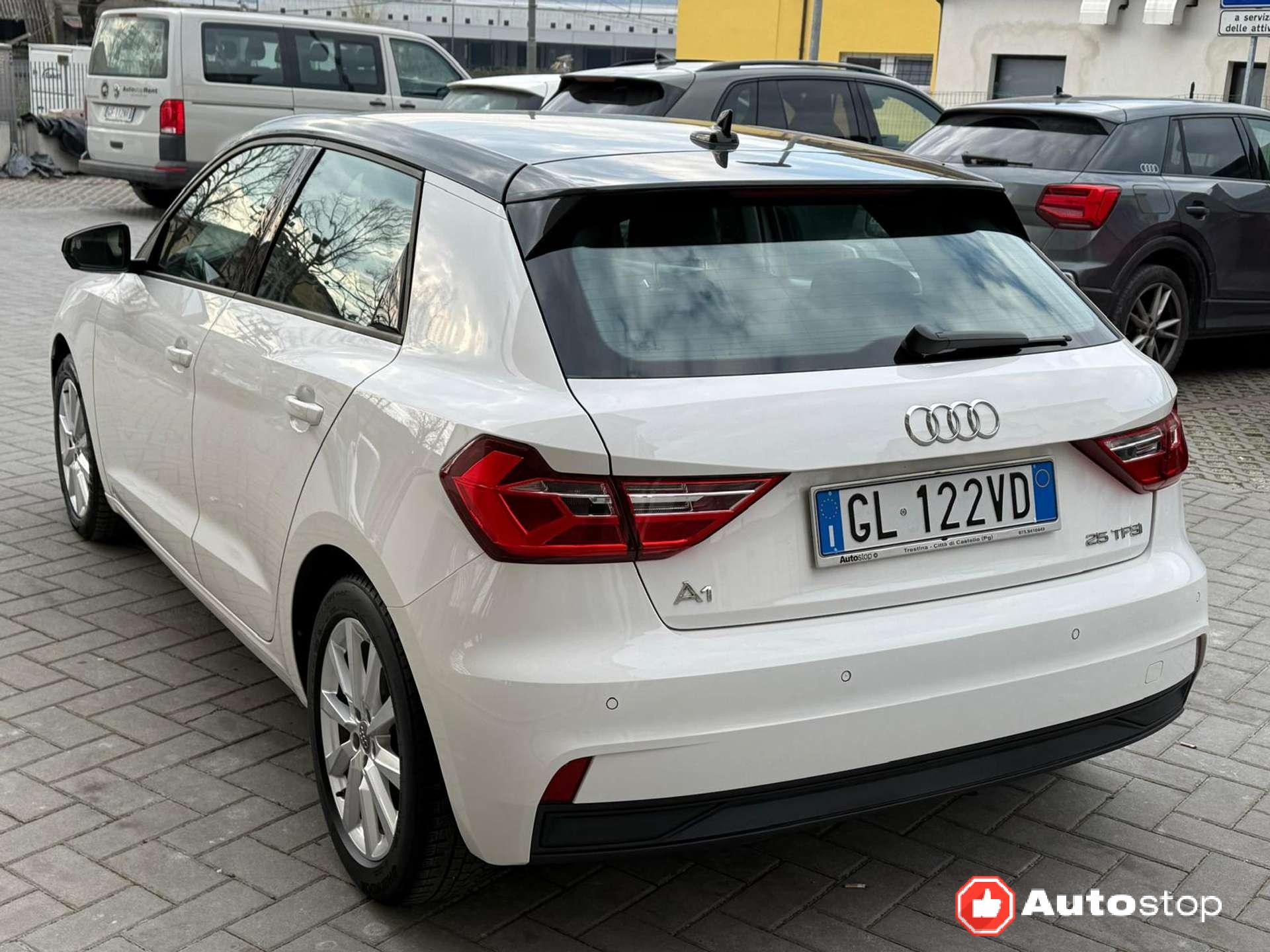 Audi A1  A1 Sportback 25 1.0 tfsi
