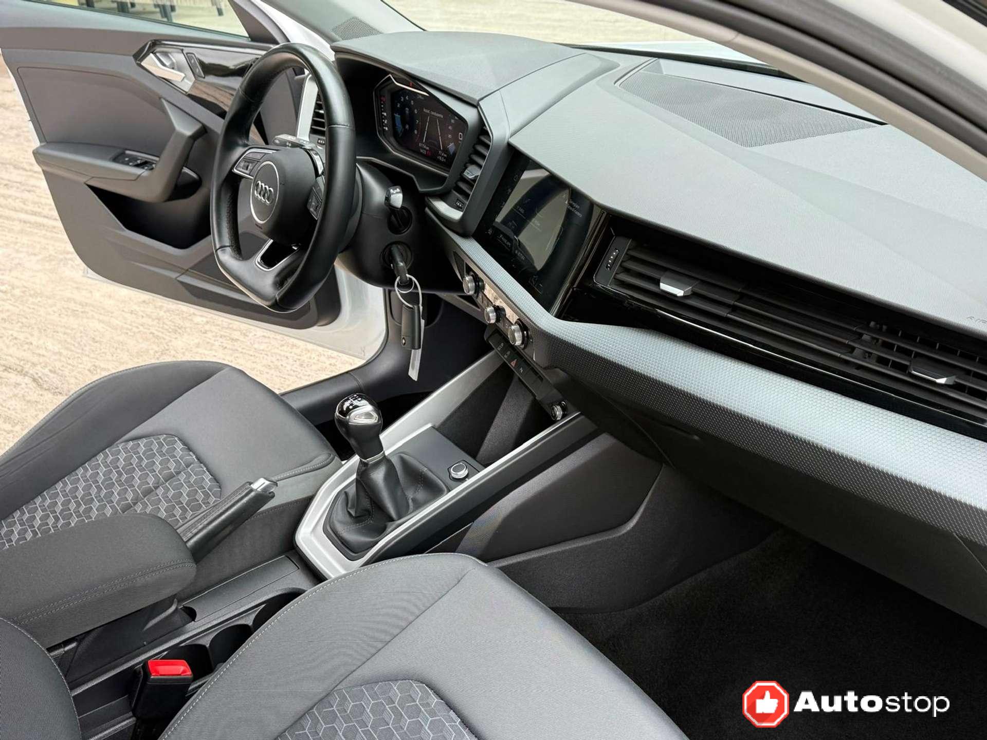 Audi A1  A1 Sportback 30 1.0 tfsi S Line Edition 110cv