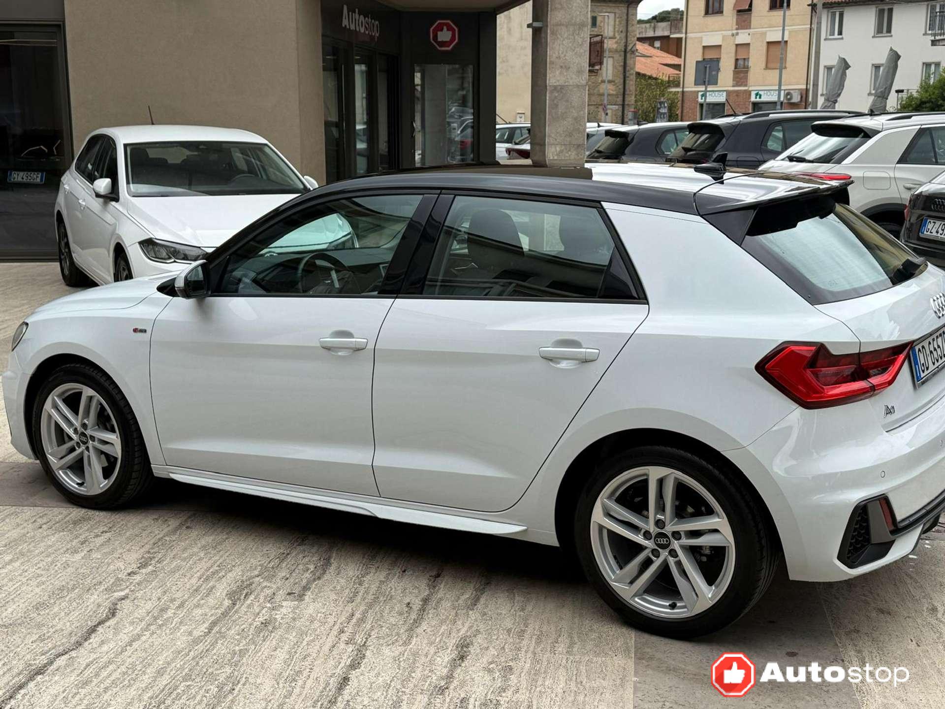 Audi A1  A1 Sportback 30 1.0 tfsi S Line Edition 110cv