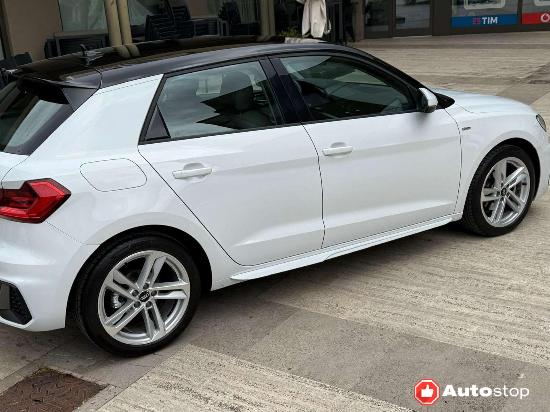 Audi A1  A1 Sportback 30 1.0 tfsi S Line Edition 110cv