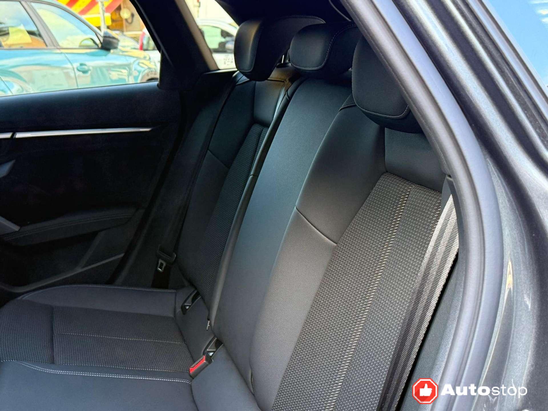 Audi A3  A3 Sportback 2.0 tdi S line edition 150cv s-tronic