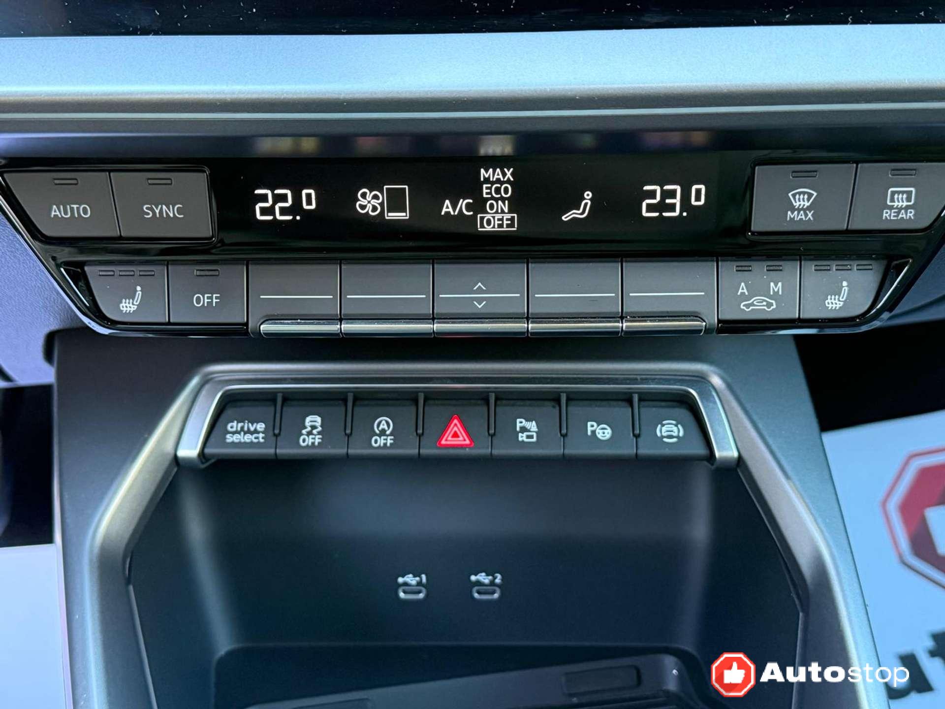 Audi A3  A3 Sportback 2.0 tdi S line edition 150cv s-tronic