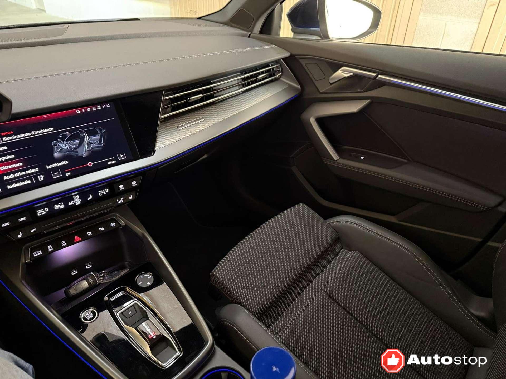 Audi A3  Sportback 2.0 tdi S line edition 150cv s-tronic