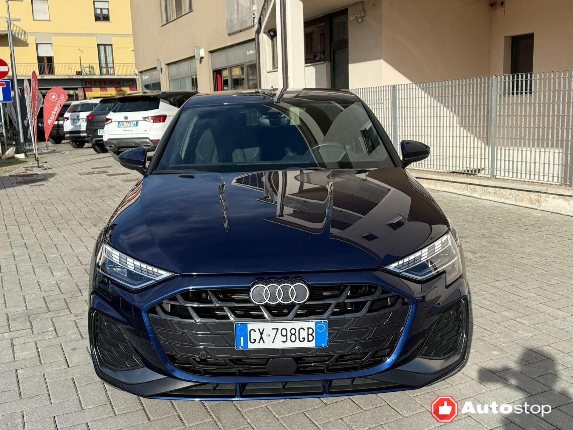 Audi A3  Sportback 2.0 tdi S line edition 150cv s-tronic