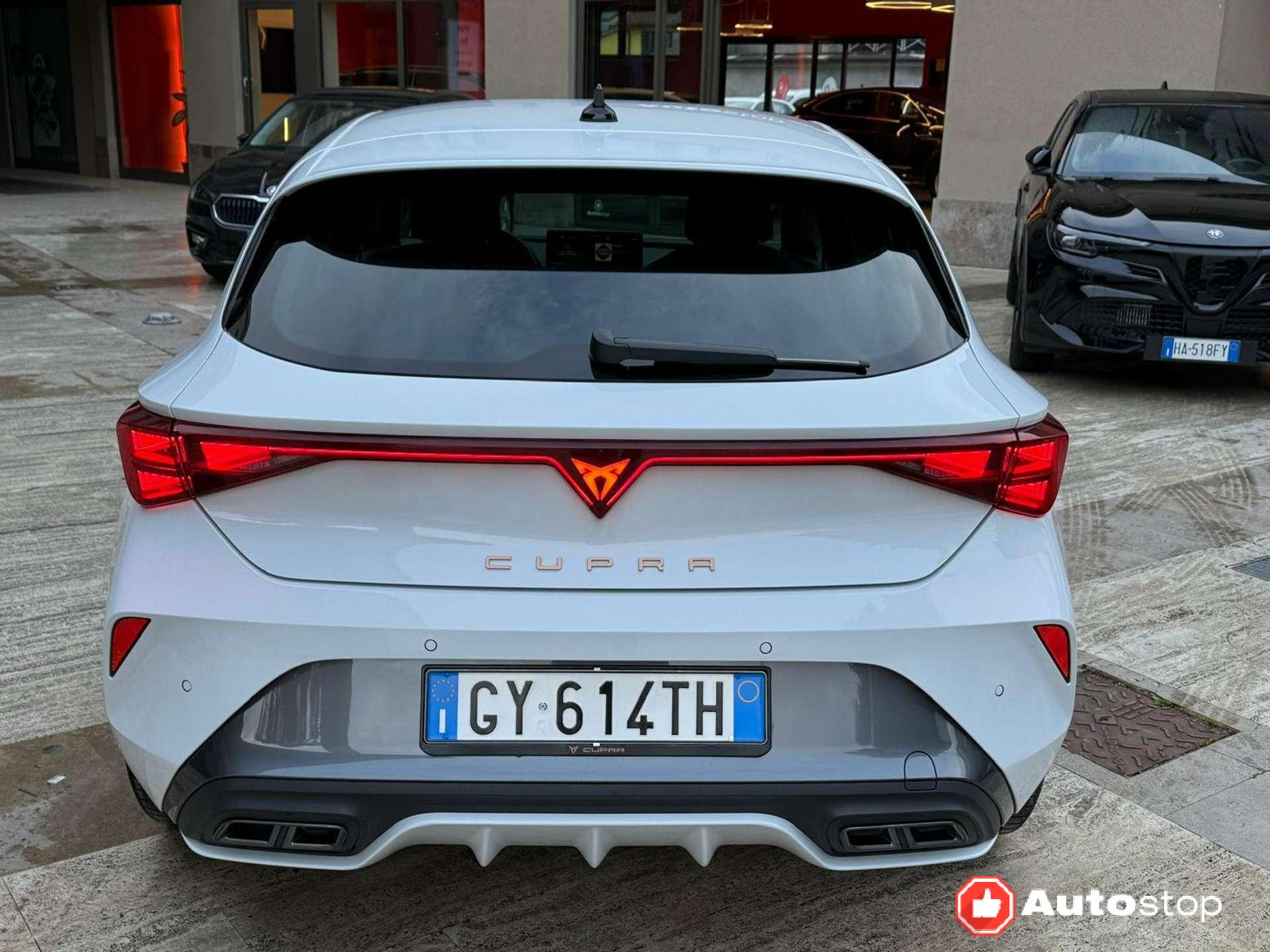 CUPRA Leon  Leon 2.0 tdi 150cv dsg km 15000 Pari al nuovo!