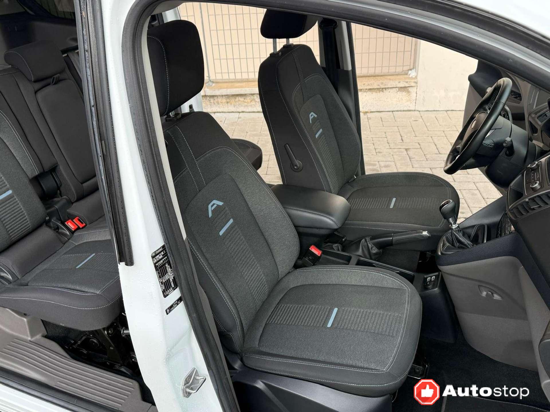 Ford Grand Tourneo  CONNECT 1.5 ECOBLUE 120CV SeS ACTIVE
