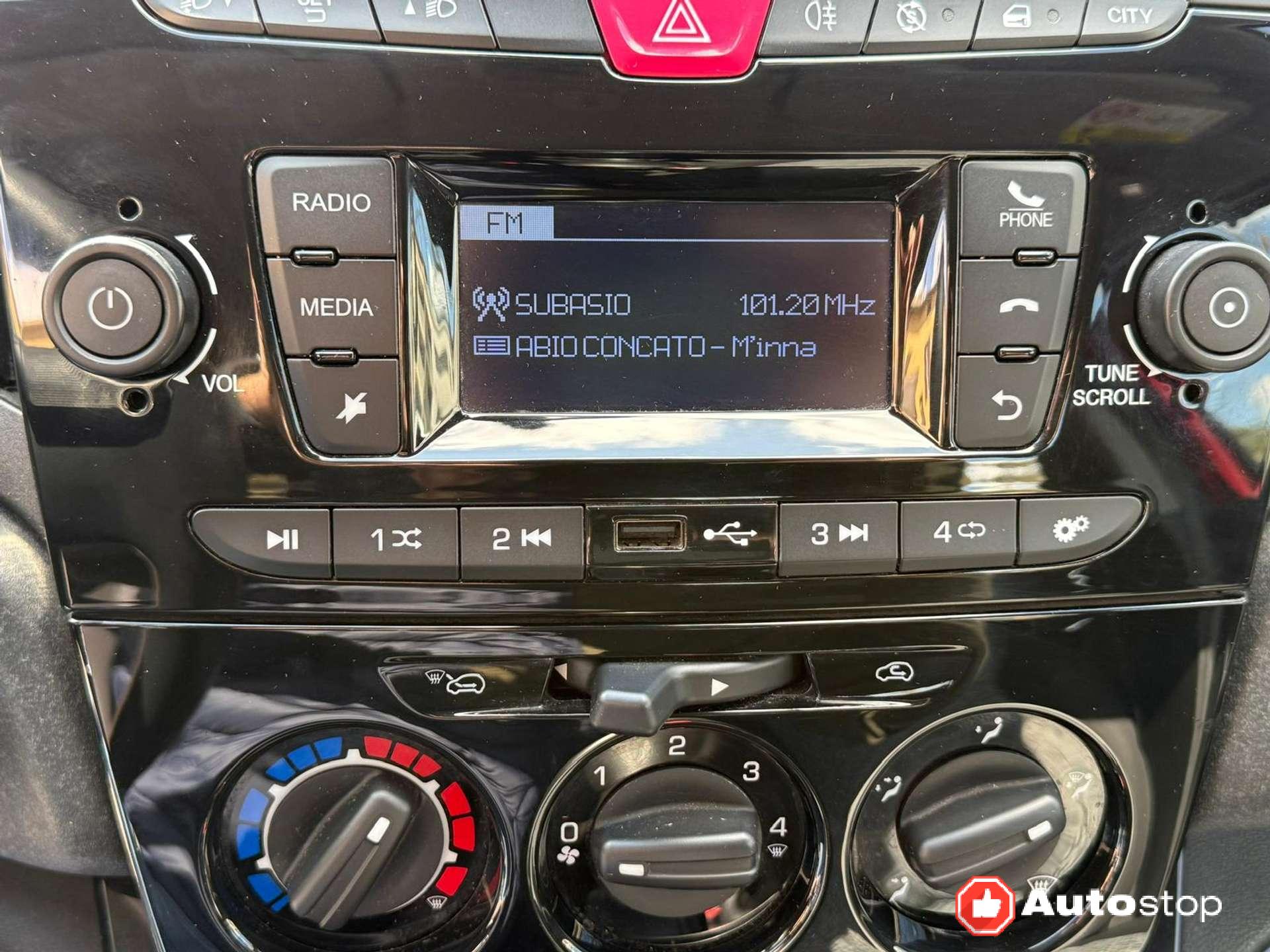 Lancia Ypsilon  Ypsilon III 1.0 firefly hybrid Silver s&s