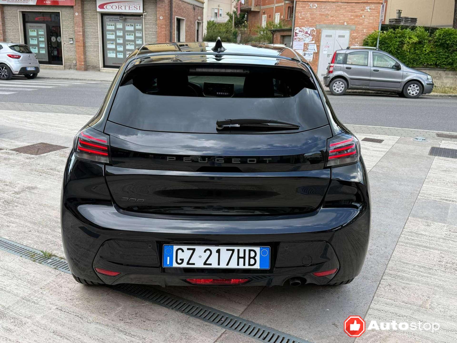 Peugeot 208  208 II 1.2 puretech Allure s&s Bellissima!