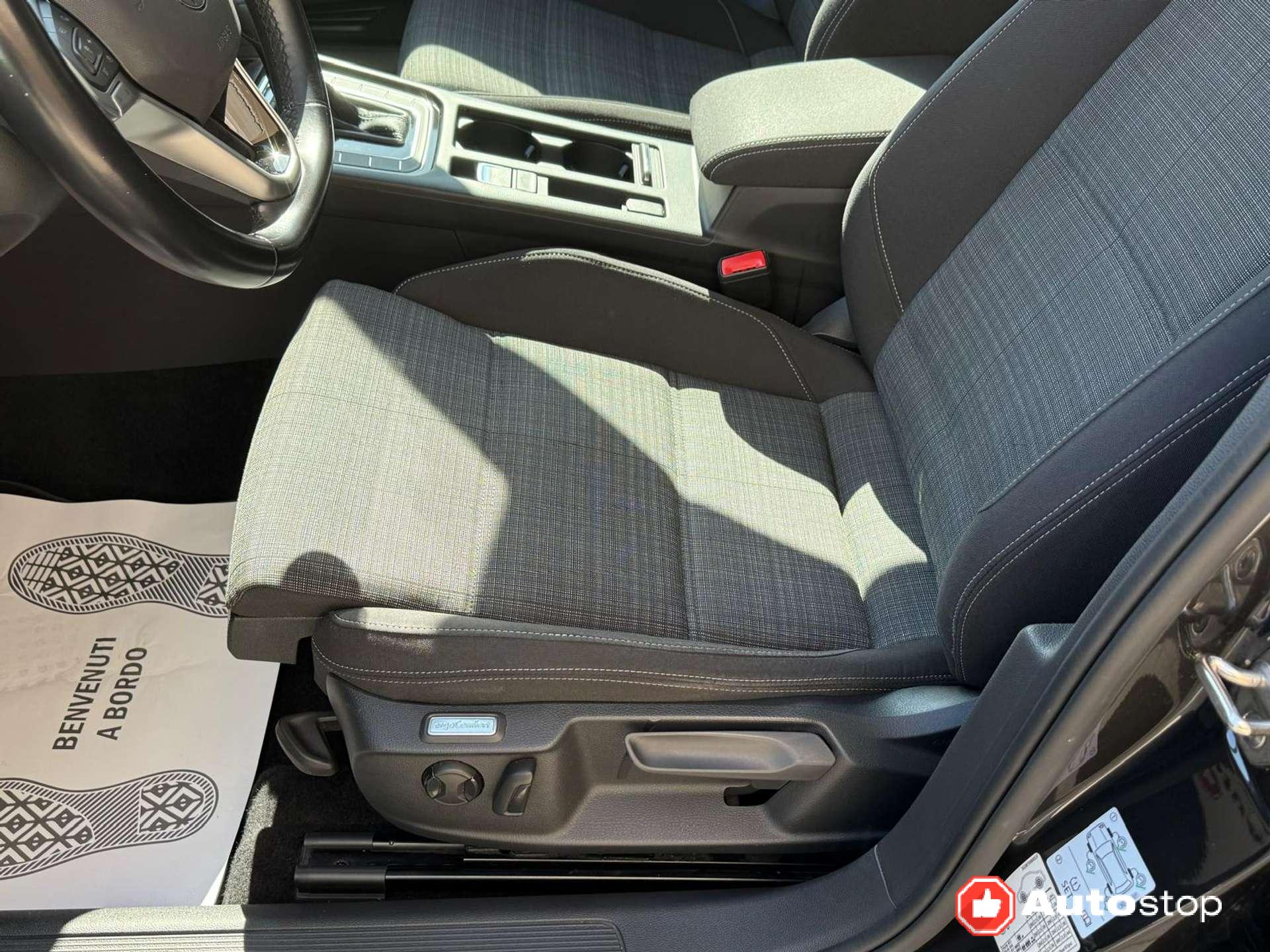 Volkswagen Passat Variant  Passat VIII Variant 2.0 tdi Business 122cv dsg