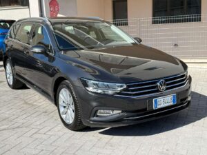 Volkswagen Passat Variant  Passat VIII Variant 2.0 tdi Business 122cv dsg