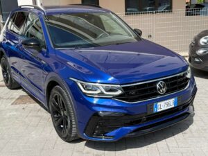 Volkswagen Tiguan  Tiguan II 2.0 tdi R-Line 150cv dsg Pack R-LINE BLACK