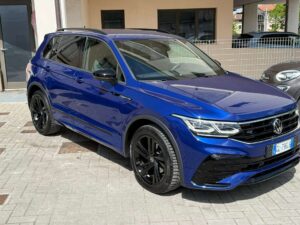 Volkswagen Tiguan  Tiguan II 2.0 tdi R-Line 150cv dsg Pack R-LINE BLACK