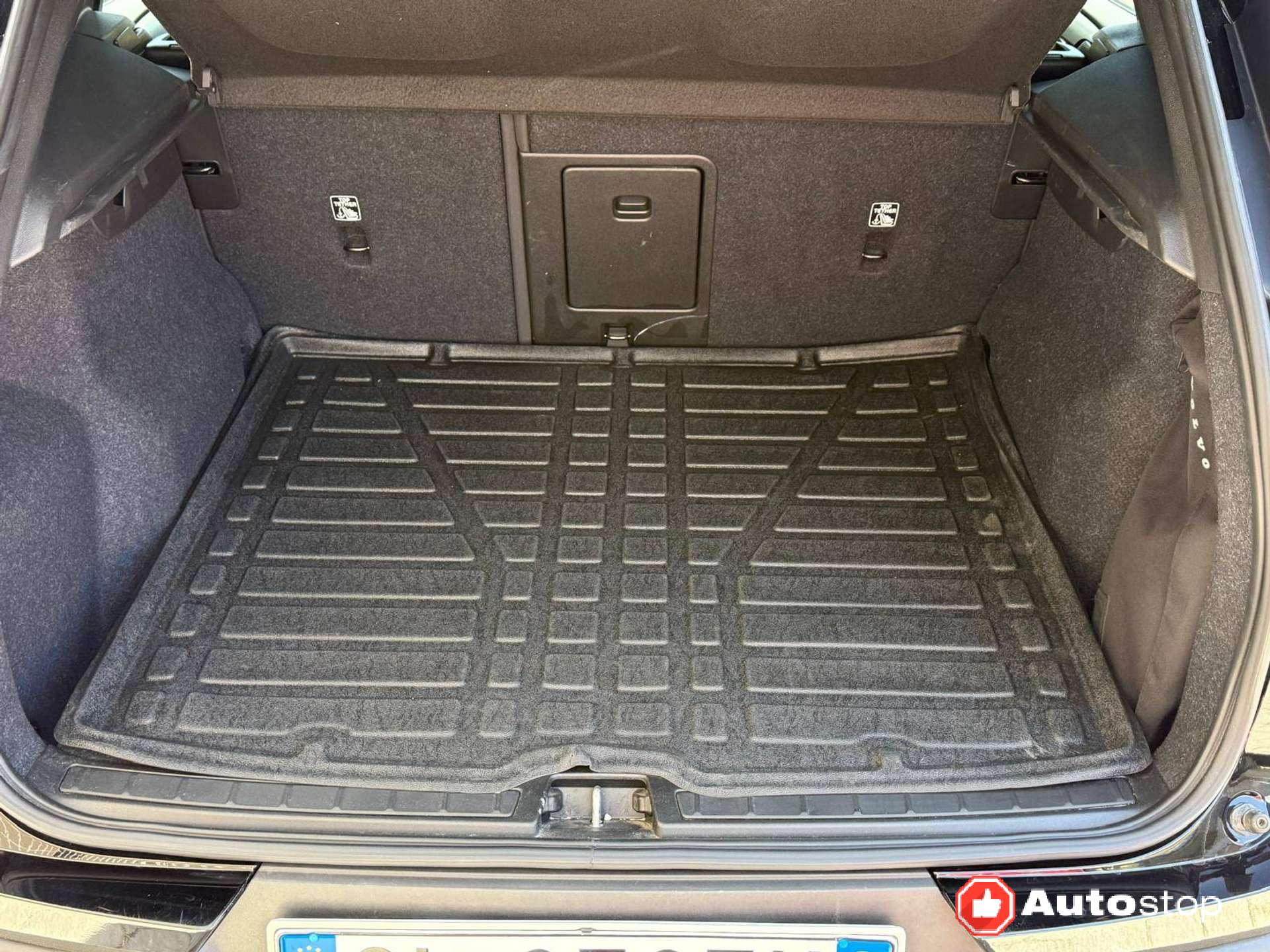 Volvo XC40  XC40 single motor Core N 1