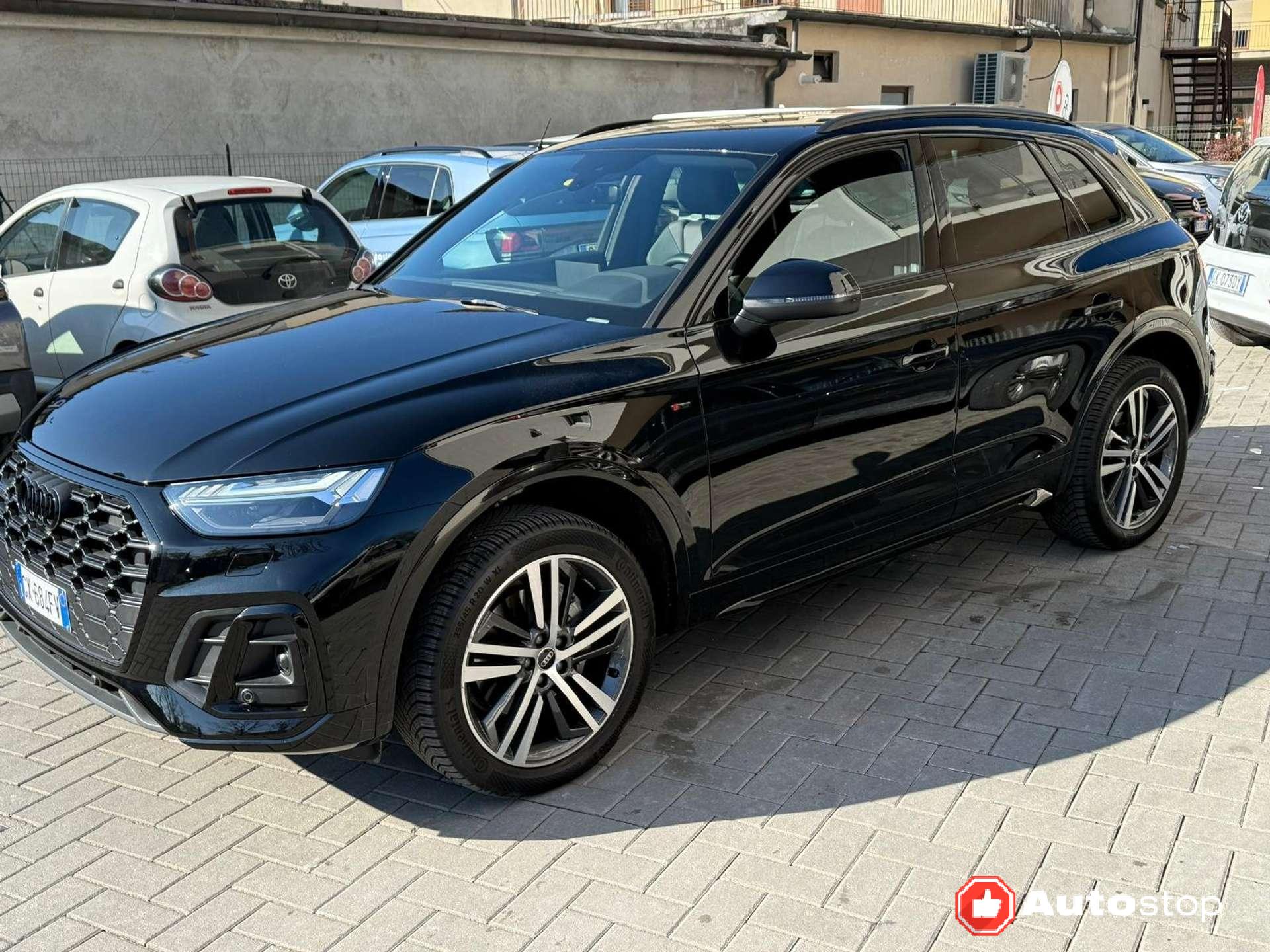 Audi Q5  Q5 40 2.0 tdi mhev 12V S line quattro s-tronic