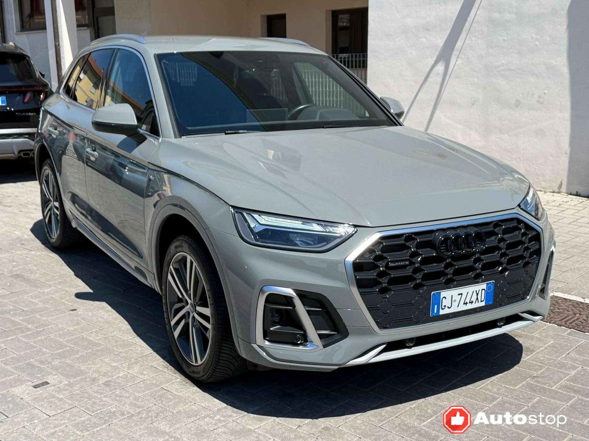 Audi Q5 Q5 II 40 2.0 tdi mhev 12V S line quattro s-tronic