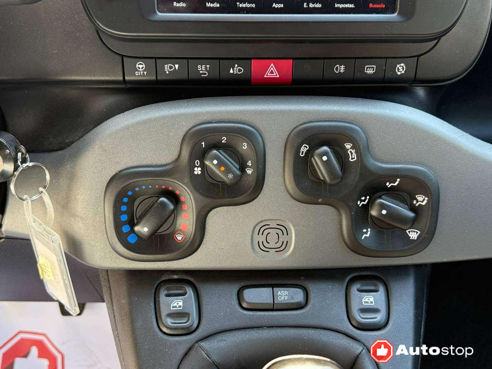 Fiat Panda  Panda III 1.0 firefly hybrid Sport s&s