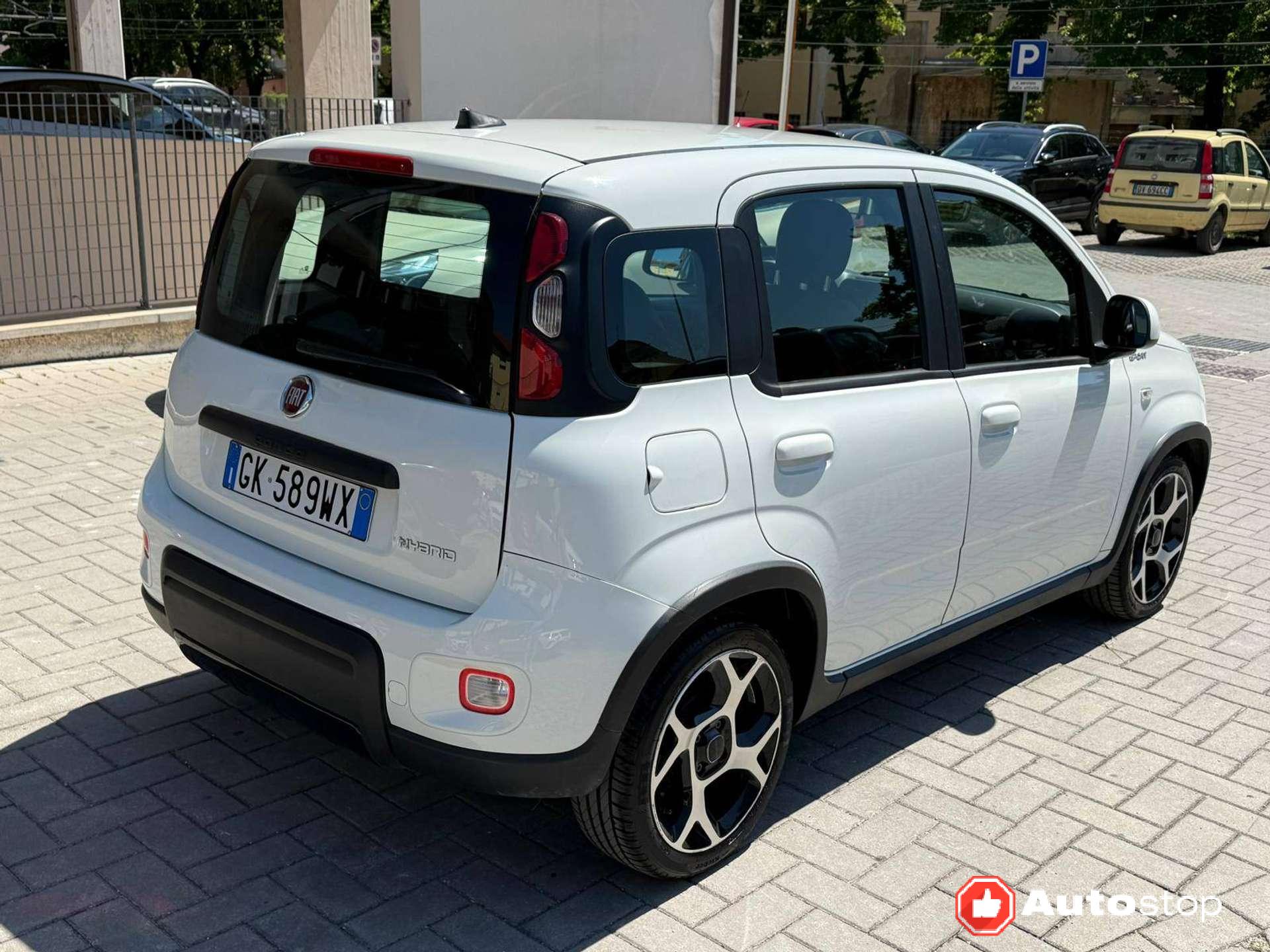 Fiat Panda  Panda III 1.0 firefly hybrid Sport s&s