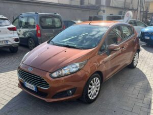 Ford Fiesta  Fiesta VI 2013 5p 1.5 tdci Business 75cv