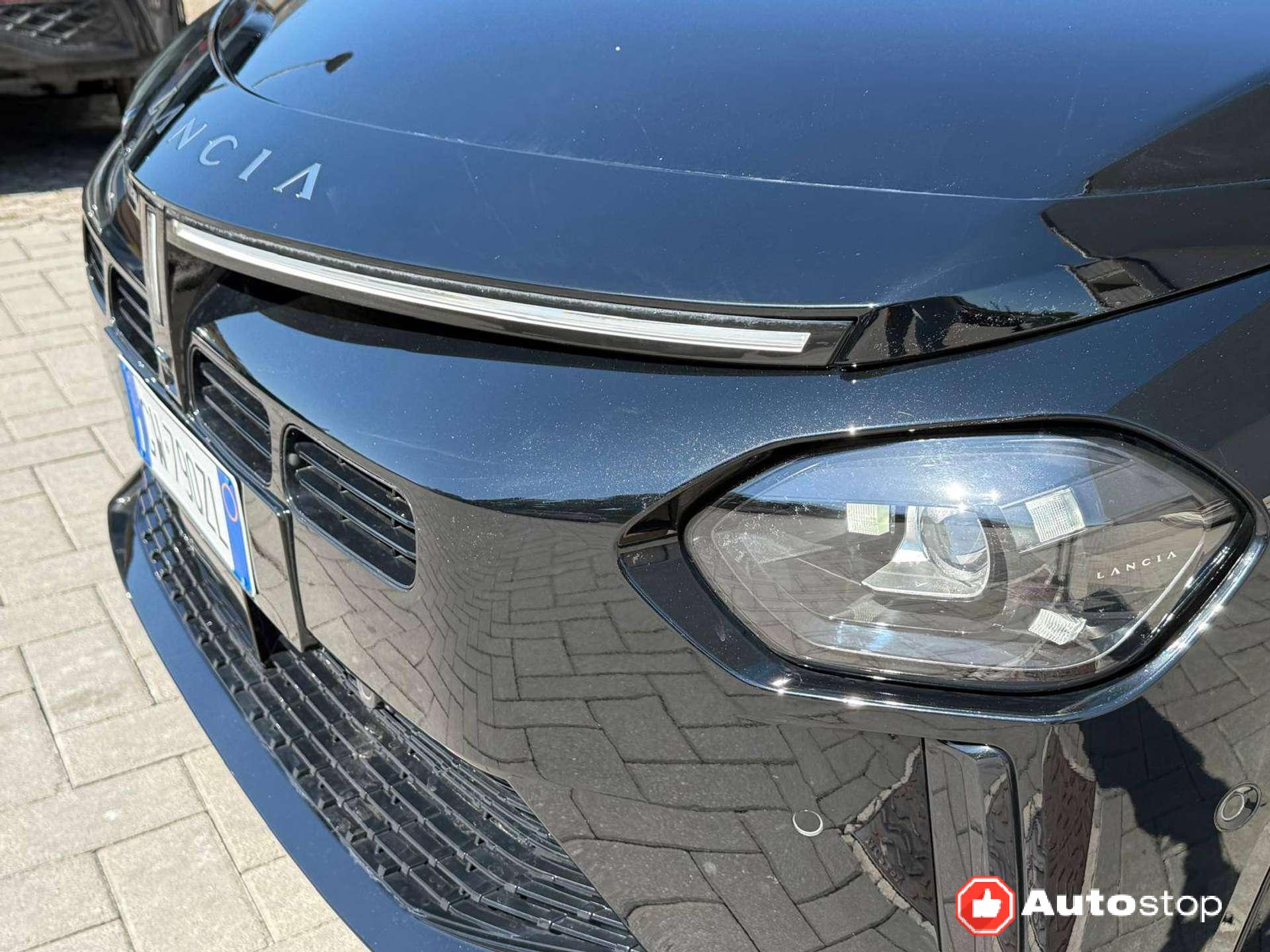 Lancia Ypsilon  Ypsilon IV 1.2 mhev LX 110cv e-dct
