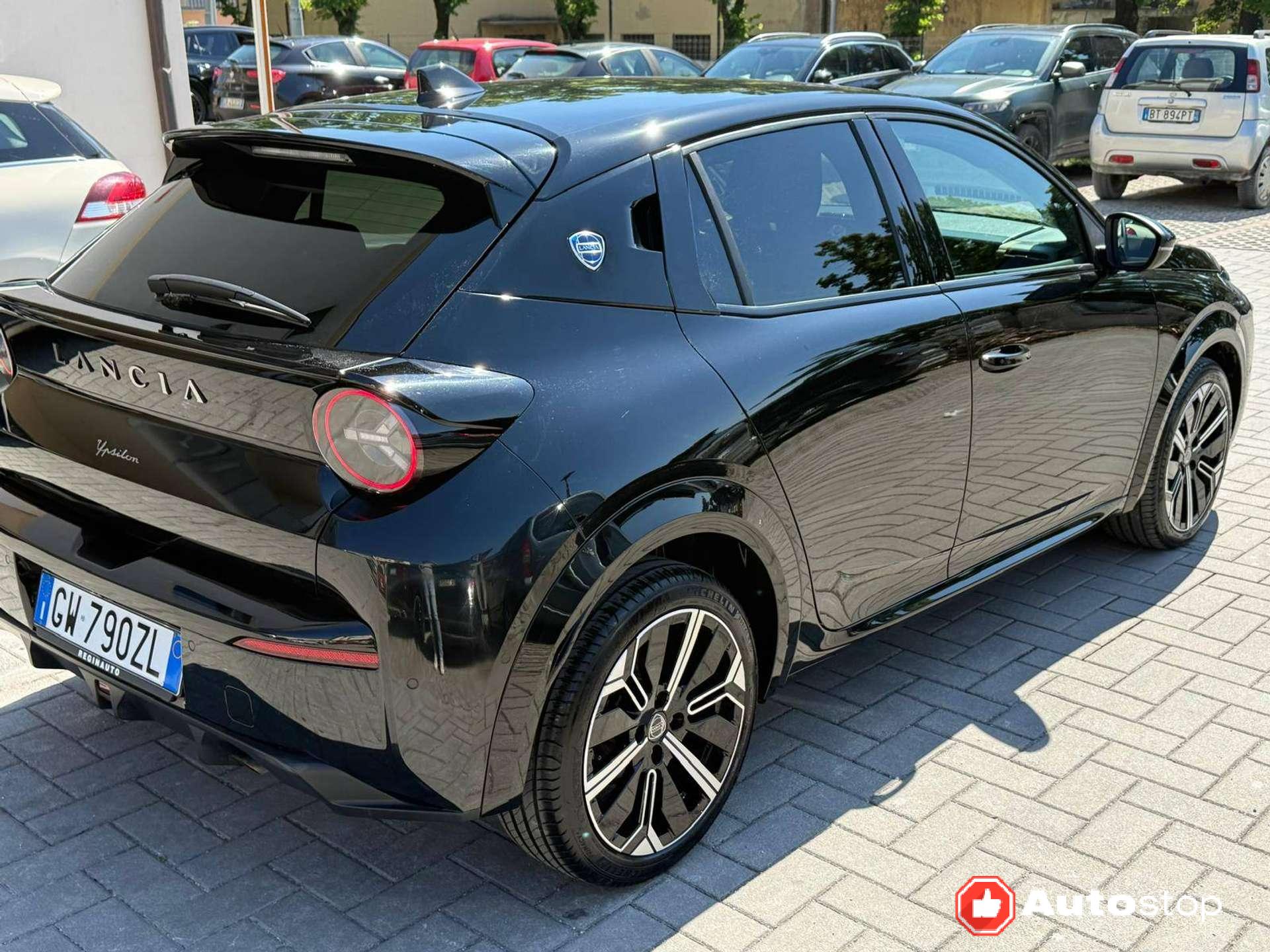 Lancia Ypsilon  Ypsilon IV 1.2 mhev LX 110cv e-dct