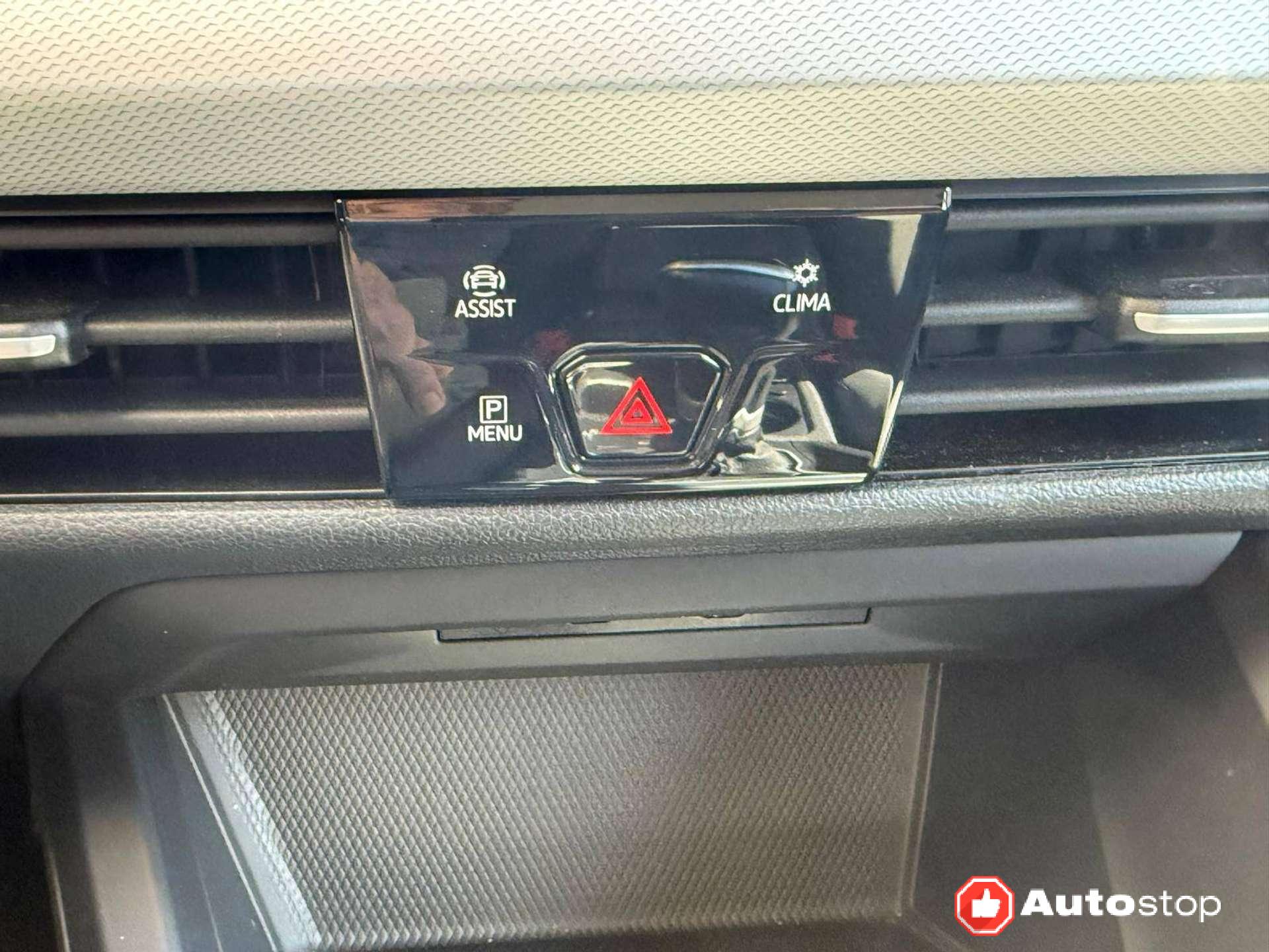 Volkswagen Golf  8 1.0 TSI EVO LIFE Perfetta! Tagliandata Volkswagen