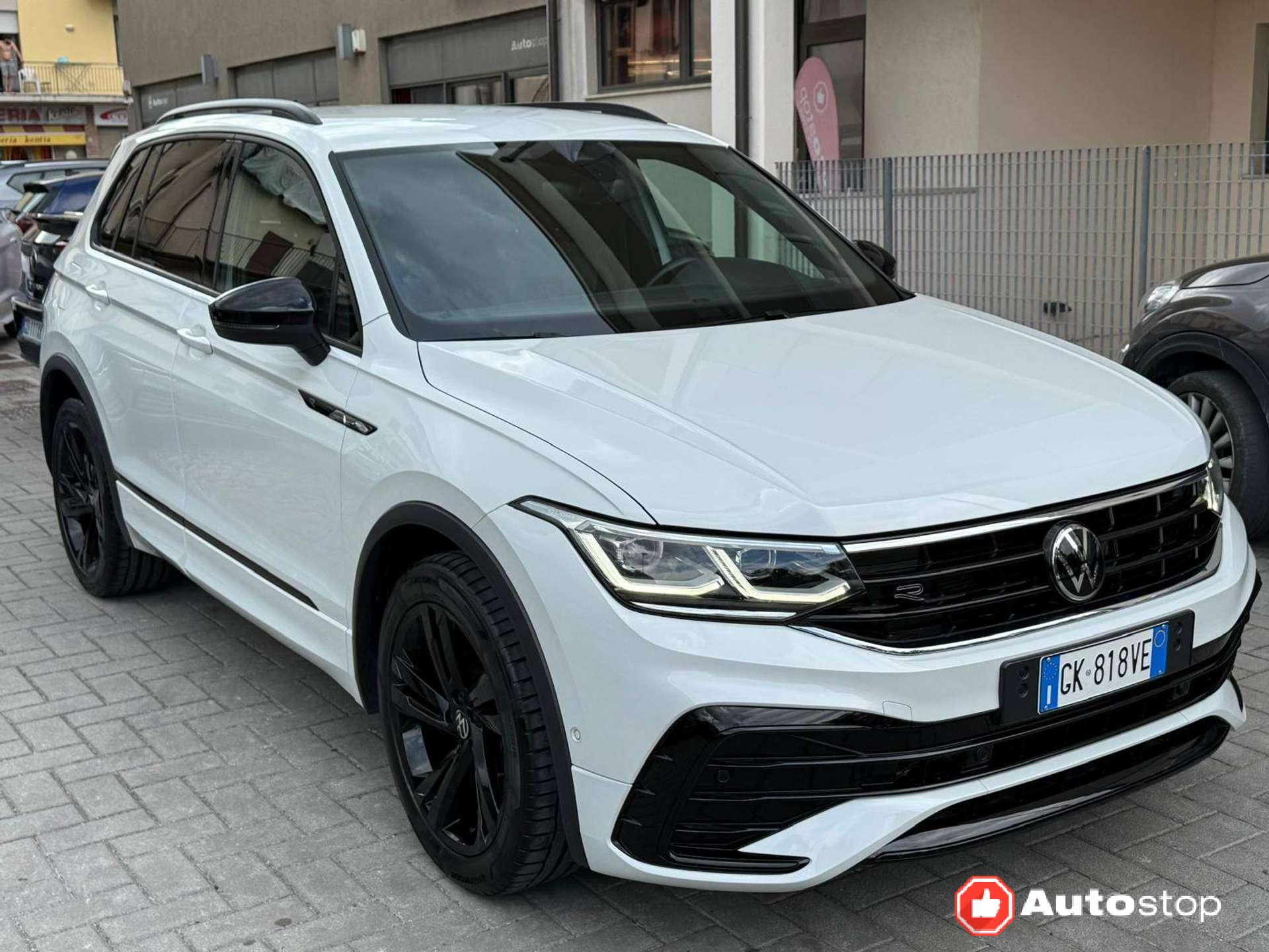 Volkswagen Tiguan  Tiguan II 2.0 tdi R-Line 150cv dsg