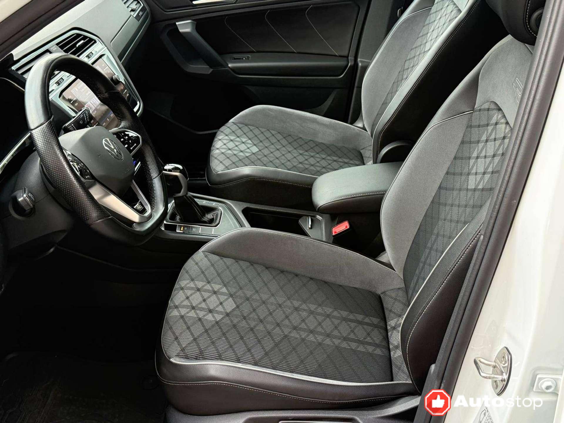 Volkswagen Tiguan  Tiguan II 2.0 tdi R-Line 150cv dsg