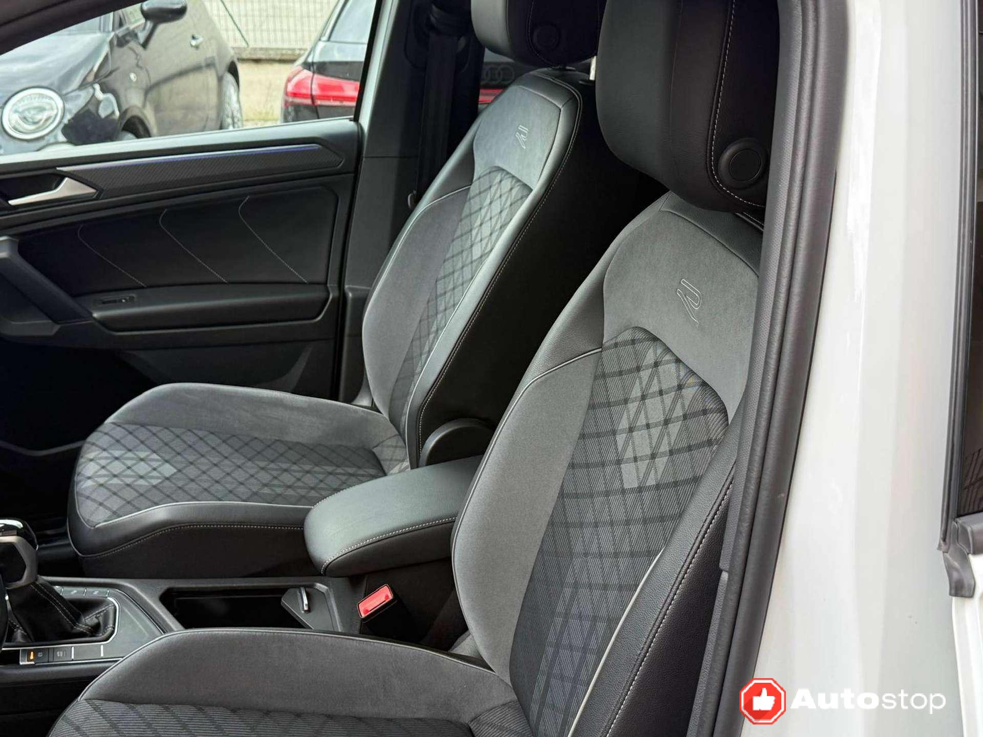 Volkswagen Tiguan  Tiguan II 2.0 tdi R-Line 150cv dsg