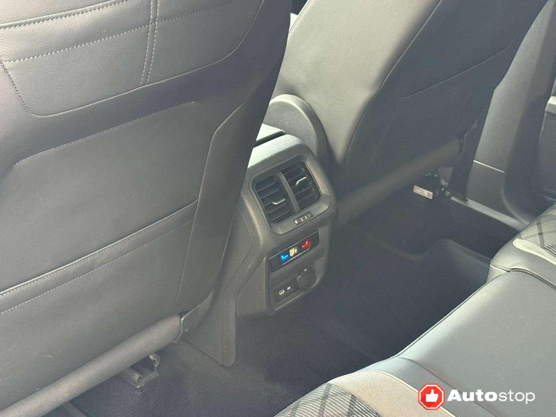 Volkswagen Tiguan  Tiguan II 2.0 tdi R-Line 150cv dsg