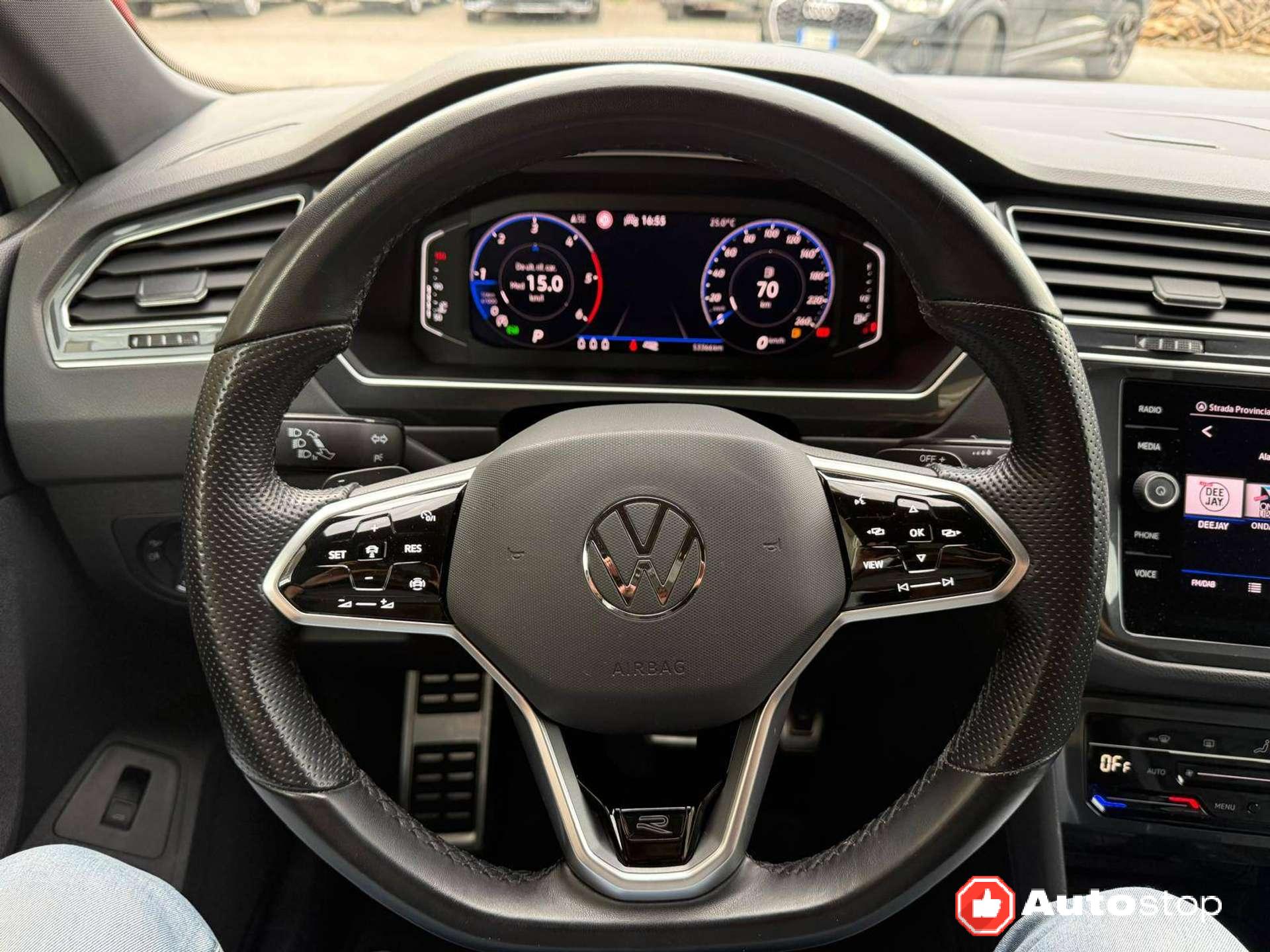 Volkswagen Tiguan  Tiguan II 2.0 tdi R-Line 150cv dsg