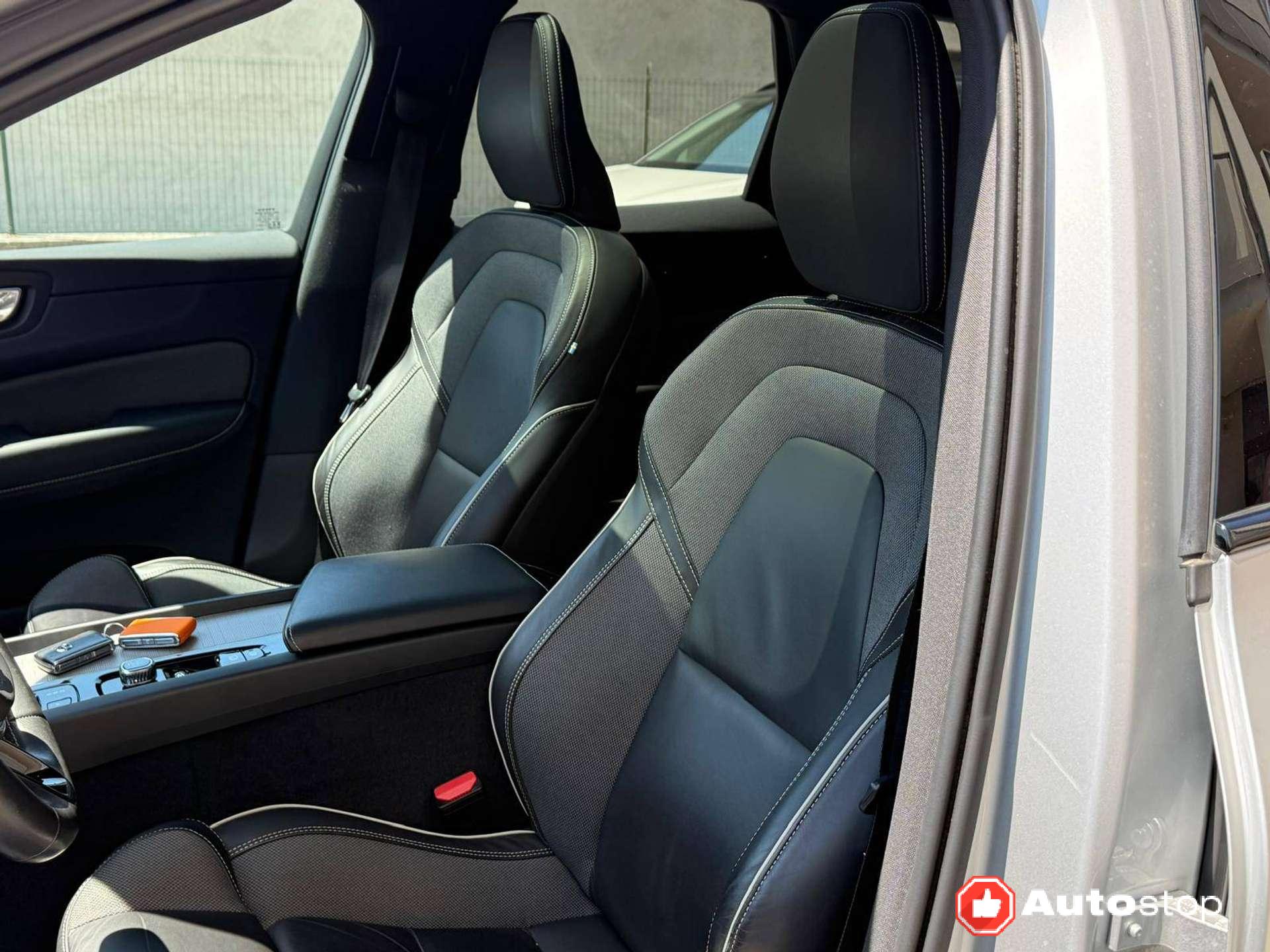 Volvo XC60  XC60 II 2.0 b5 R-design awd auto