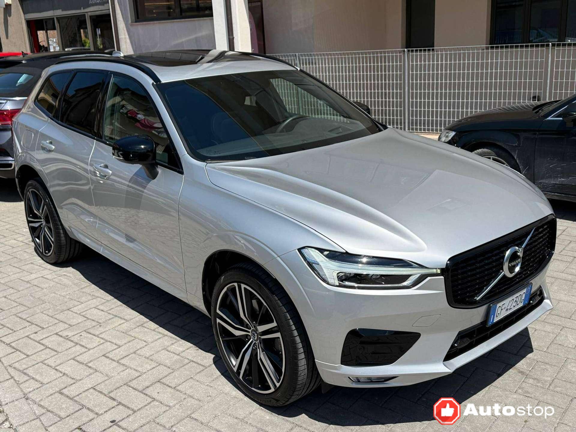 Volvo XC60  XC60 II 2.0 b5 R-design awd auto