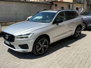 Volvo XC60  XC60 II 2.0 b5 R-design awd auto