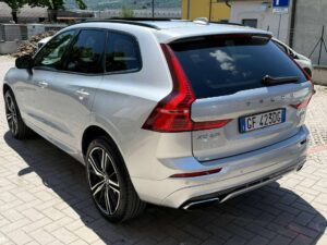 Volvo XC60  XC60 II 2.0 b5 R-design awd auto