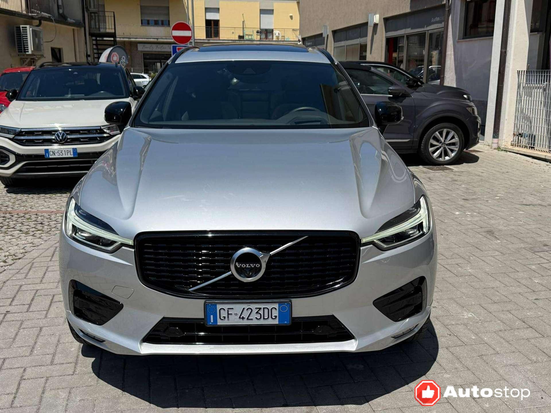 Volvo XC60  XC60 II 2.0 b5 R-design awd auto