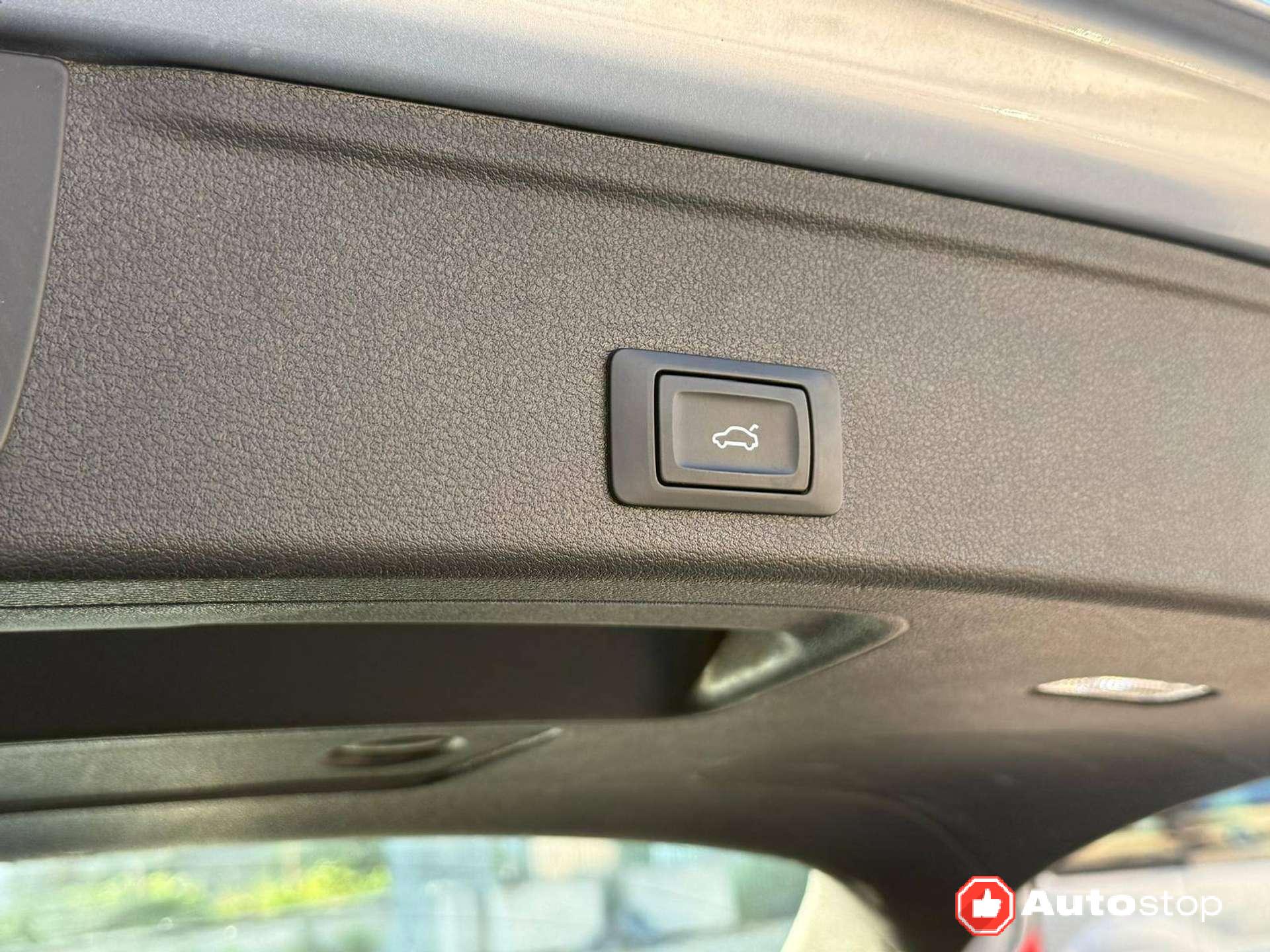 Audi A4  A4 V Avant 35 2.0 tdi mhev Business Advanced 163cv s-tronic