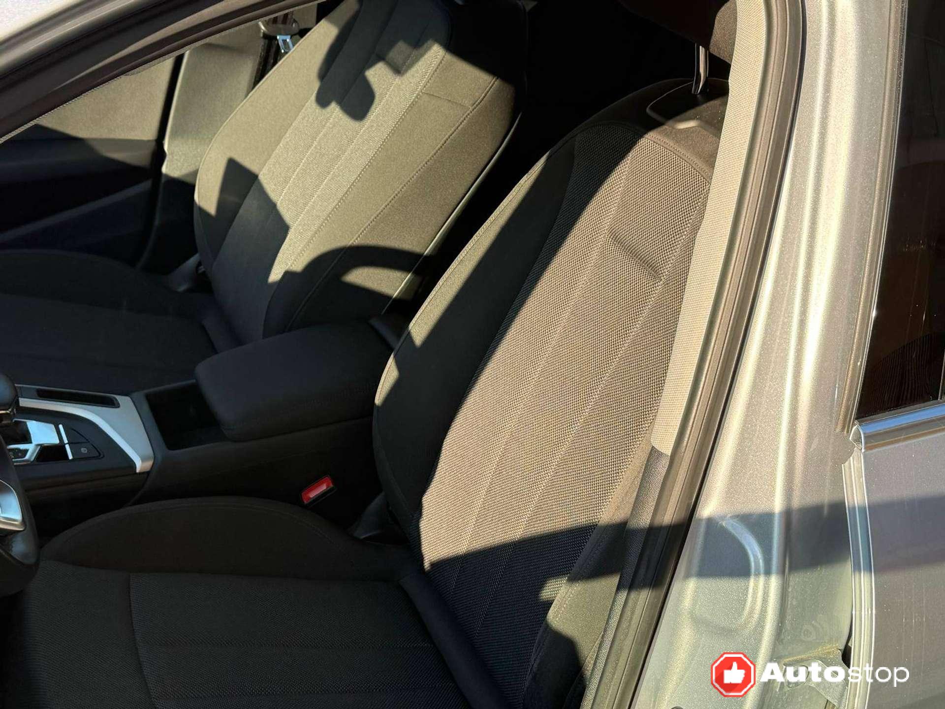 Audi A4  A4 V Avant 35 2.0 tdi mhev Business Advanced 163cv s-tronic