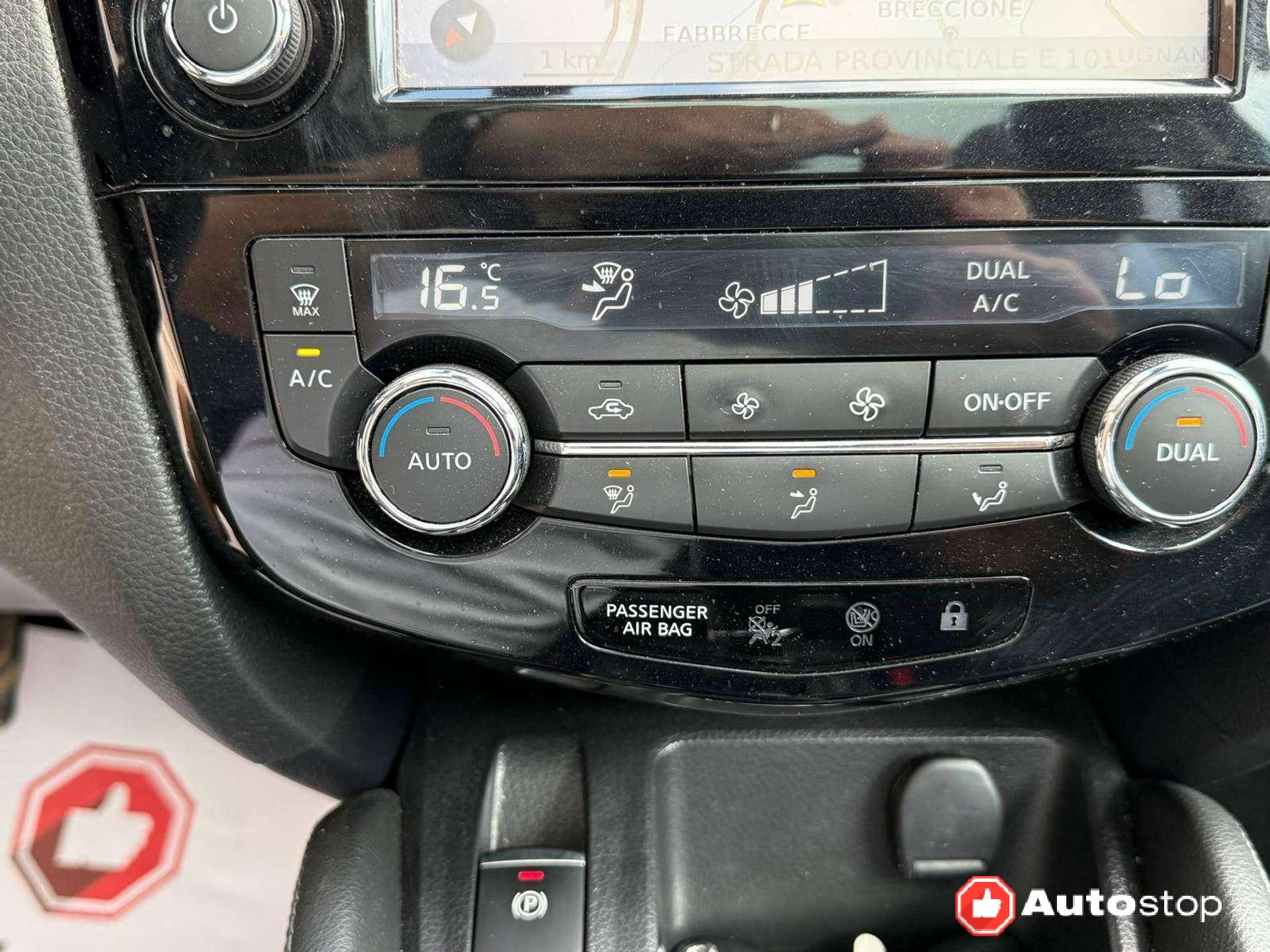 Nissan Qashqai  Qashqai II 1.5 dci Tekna 110cv