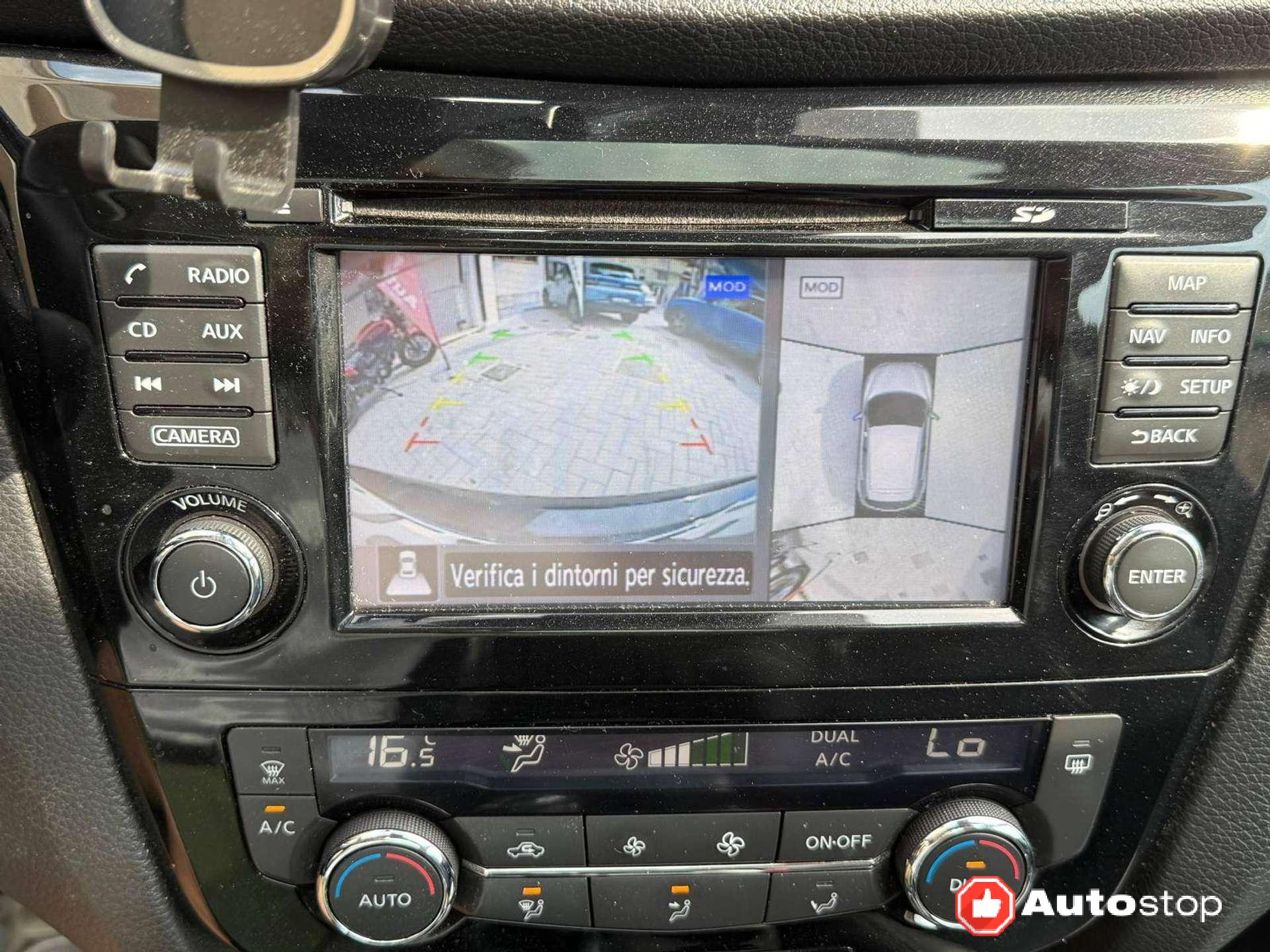 Nissan Qashqai  Qashqai II 1.5 dci Tekna 110cv