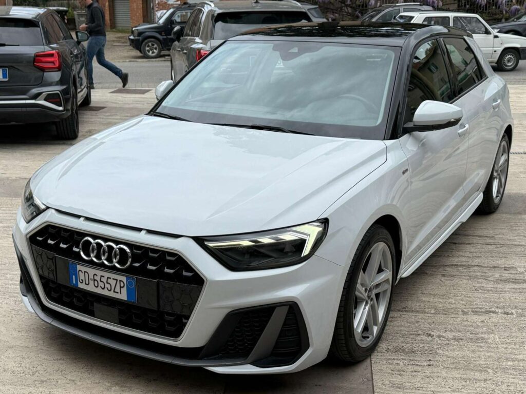 Audi A1  A1 Sportback 30 1.0 tfsi S Line Edition 110cv