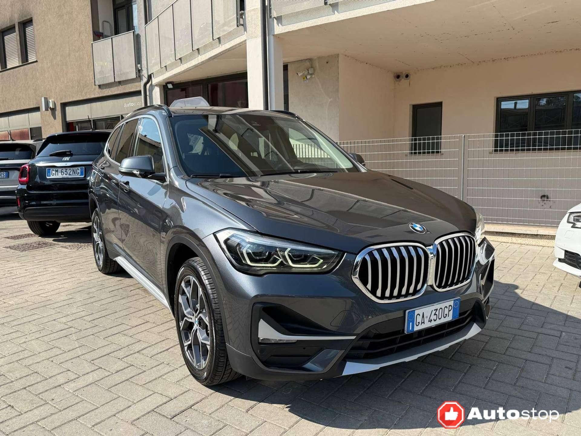 BMW X1  X1 F48 sdrive18d xLine