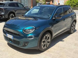 Fiat 600  600 IV 1.2 hybrid La Prima 110cv auto