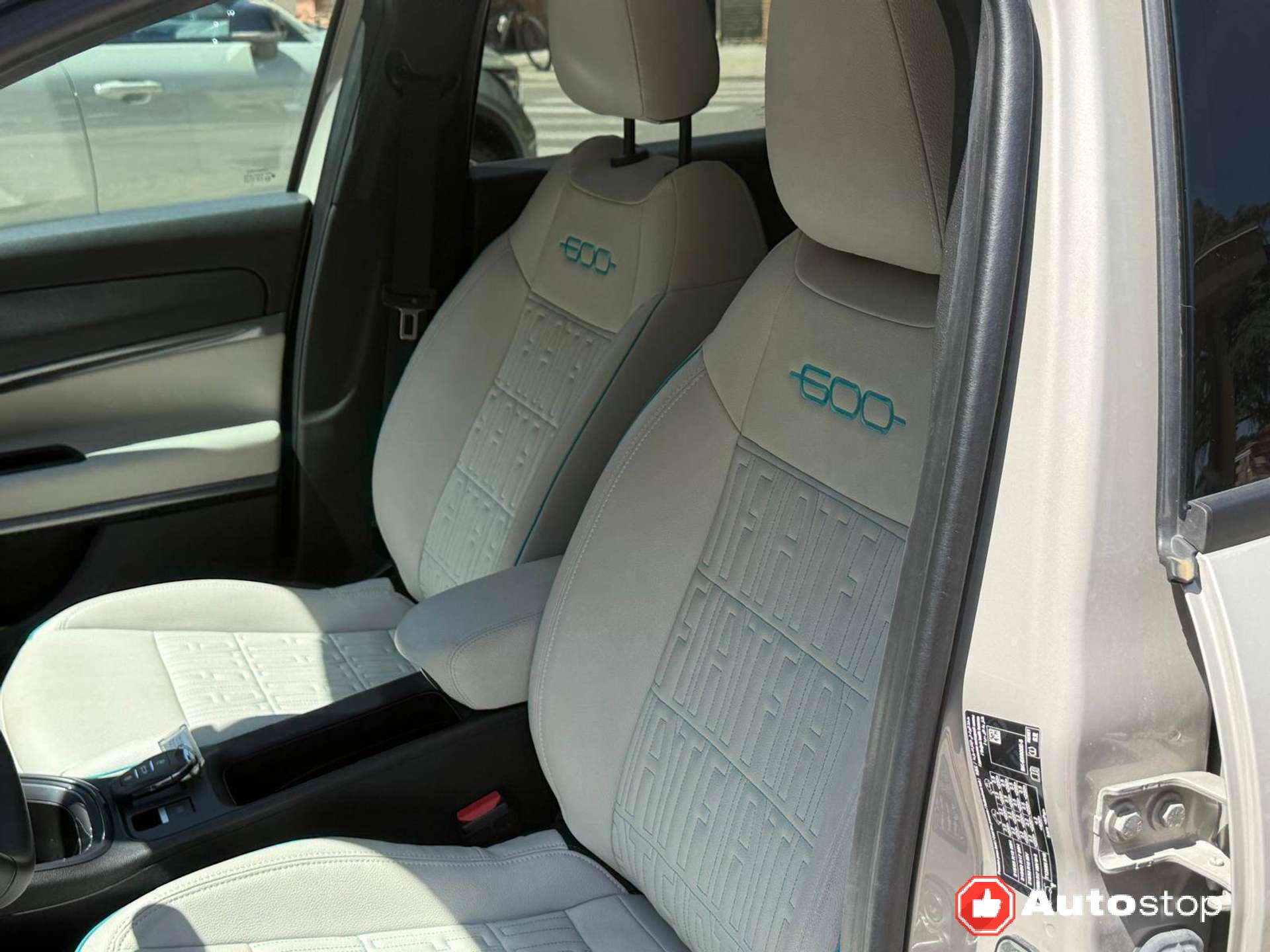 Fiat 600  600 IV 1.2 hybrid La Prima 110cv auto