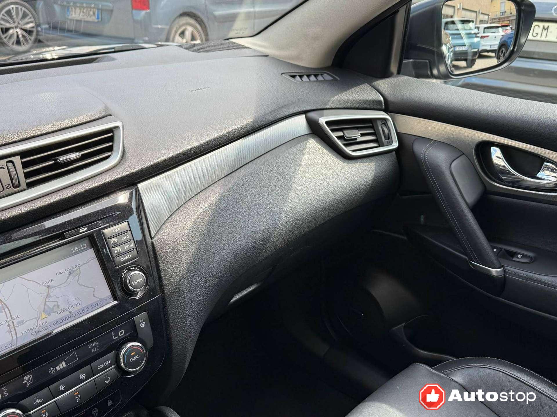Nissan Qashqai  Qashqai II 1.5 dci Tekna 110cv