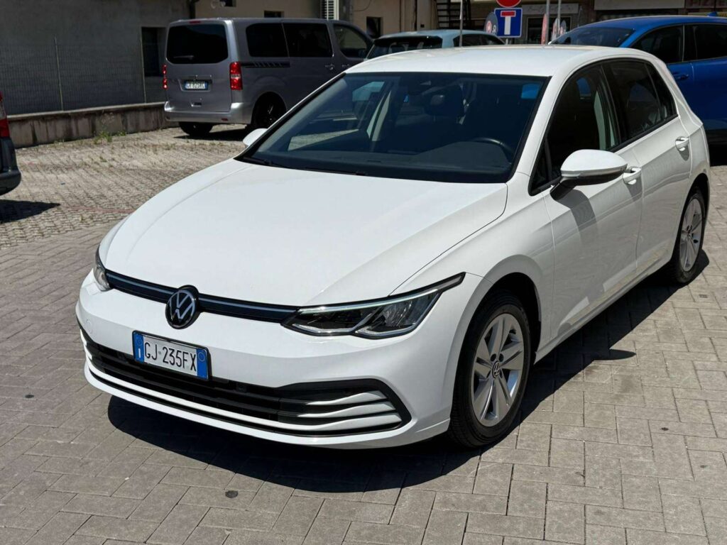 Volkswagen Golf  Golf VIII 1.0 tsi evo Life 110cv