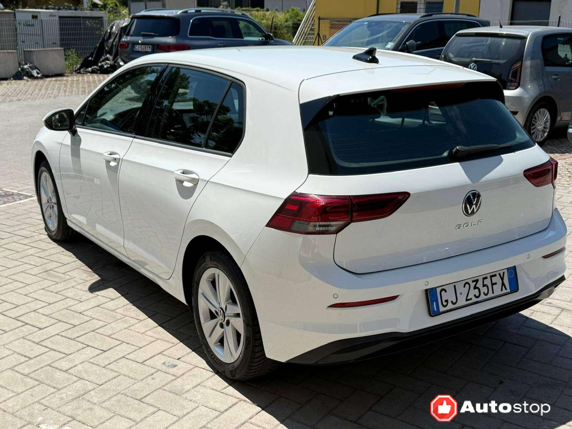 Volkswagen Golf  Golf VIII 1.0 tsi evo Life 110cv