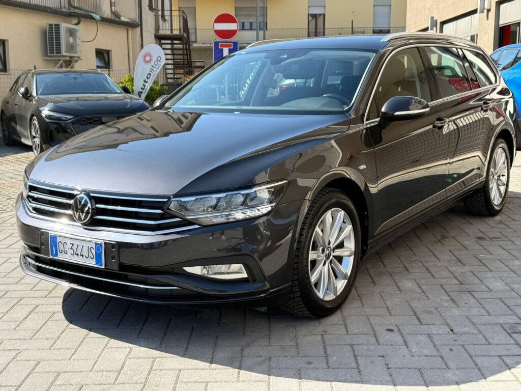 Volkswagen Passat Variant  Passat VIII Variant 2.0 tdi Business 122cv dsg