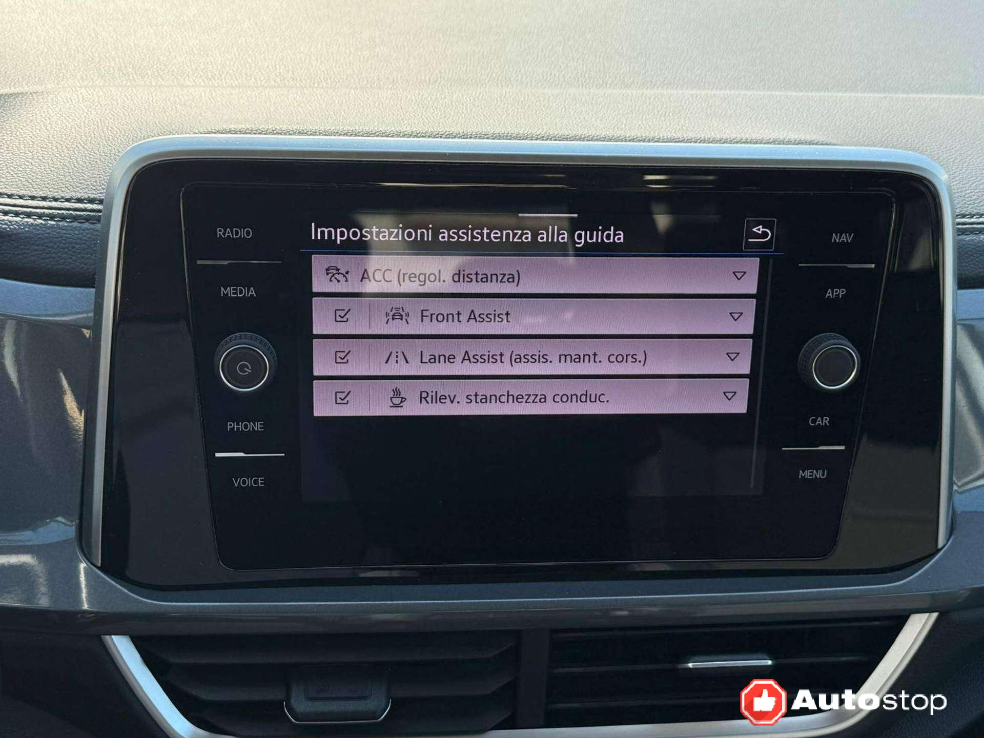 Volkswagen T-Roc  T-Roc I1.0 tsi Style 110cv